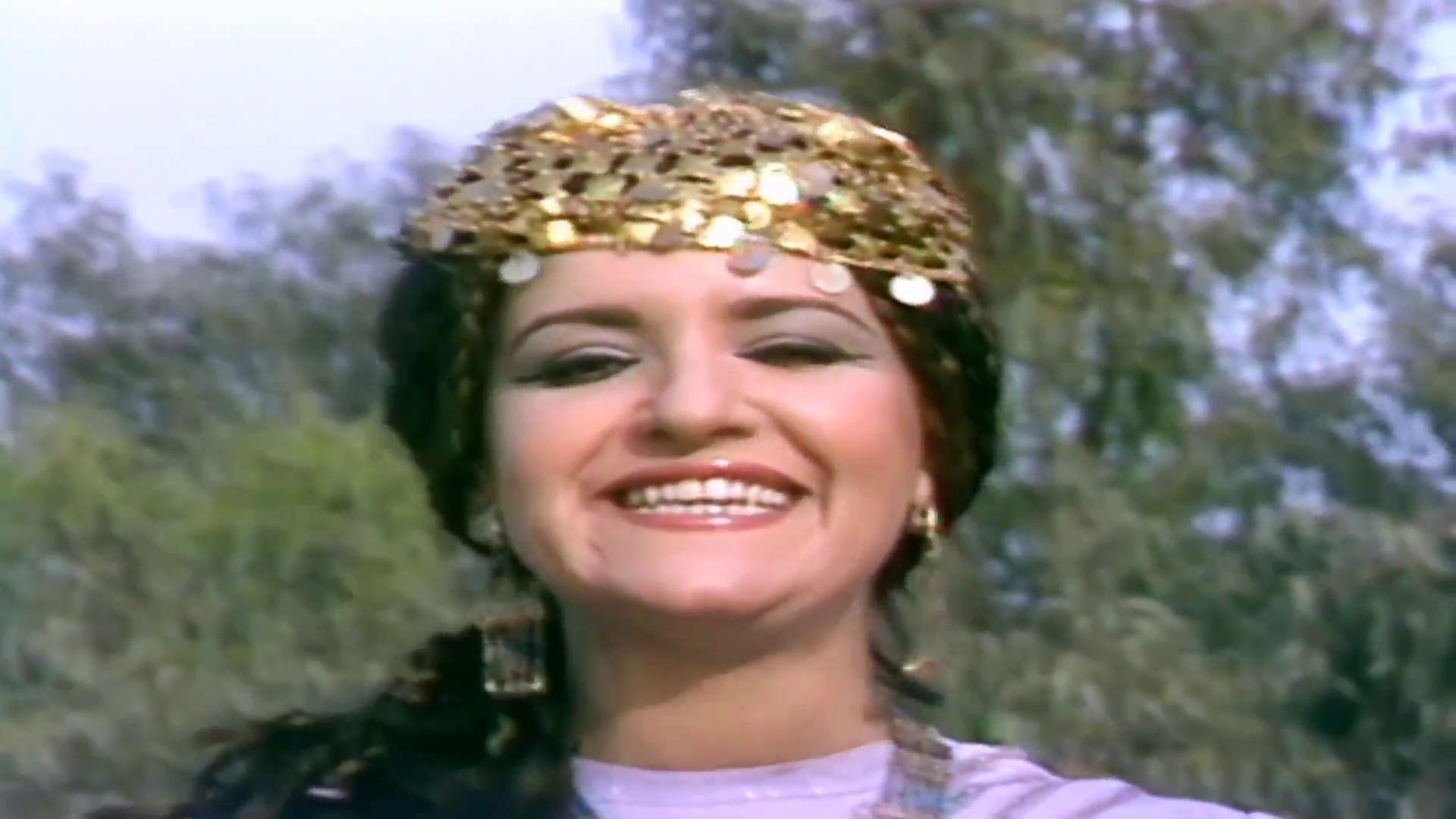 عزة بلبع