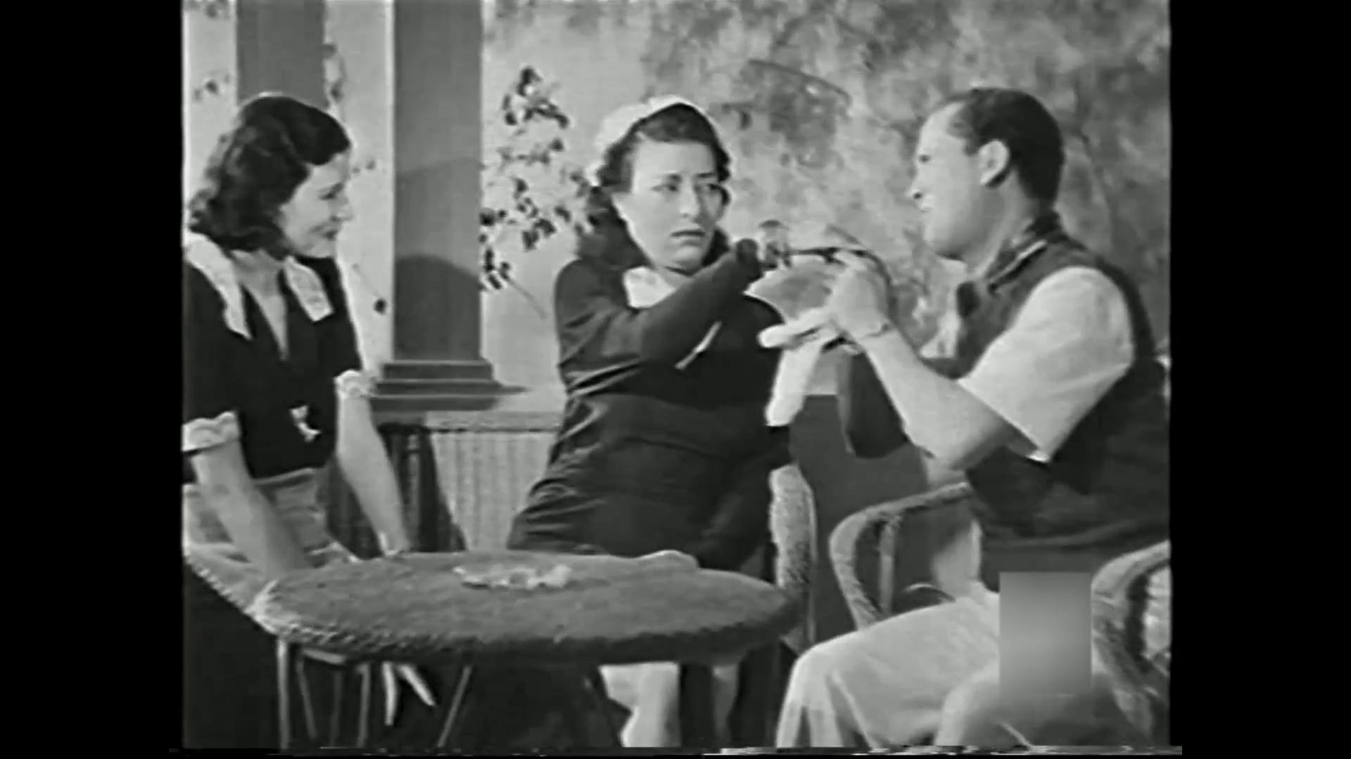 Fakher Fakher
	  	 	 - Lotfia Nazmy
	  	 	 - Raqia Ibrahim