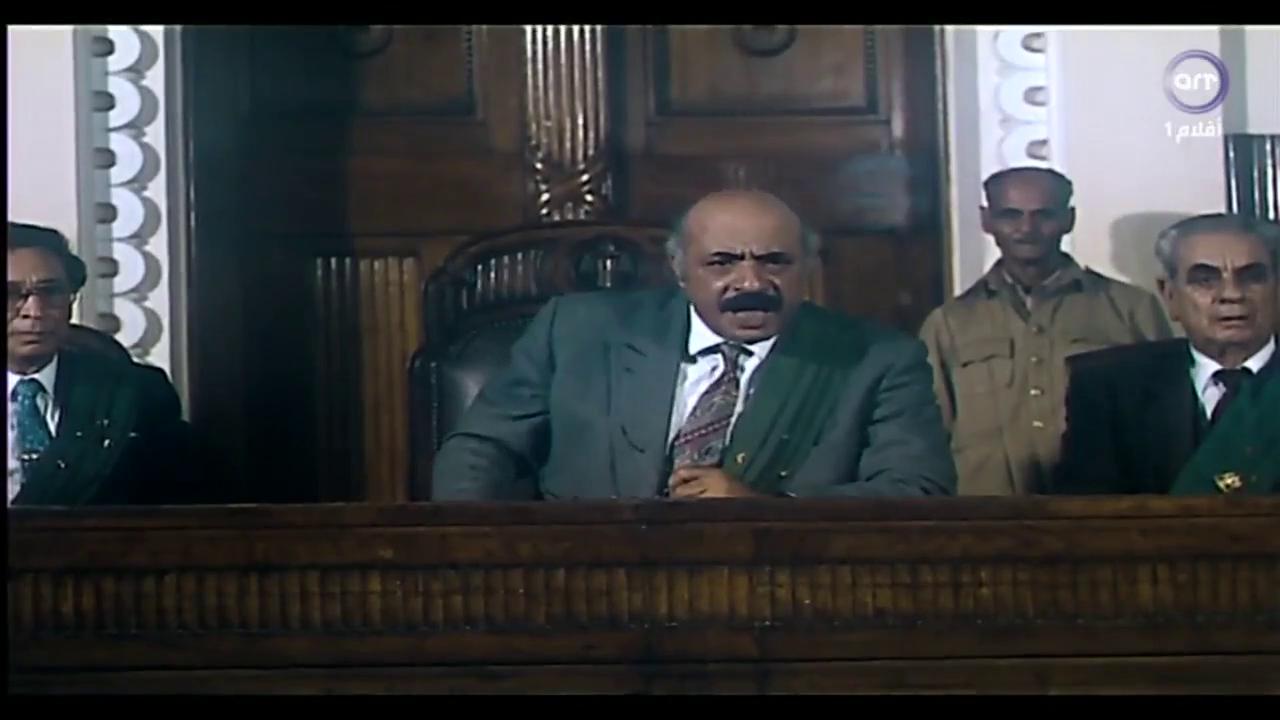 فايق عزب
