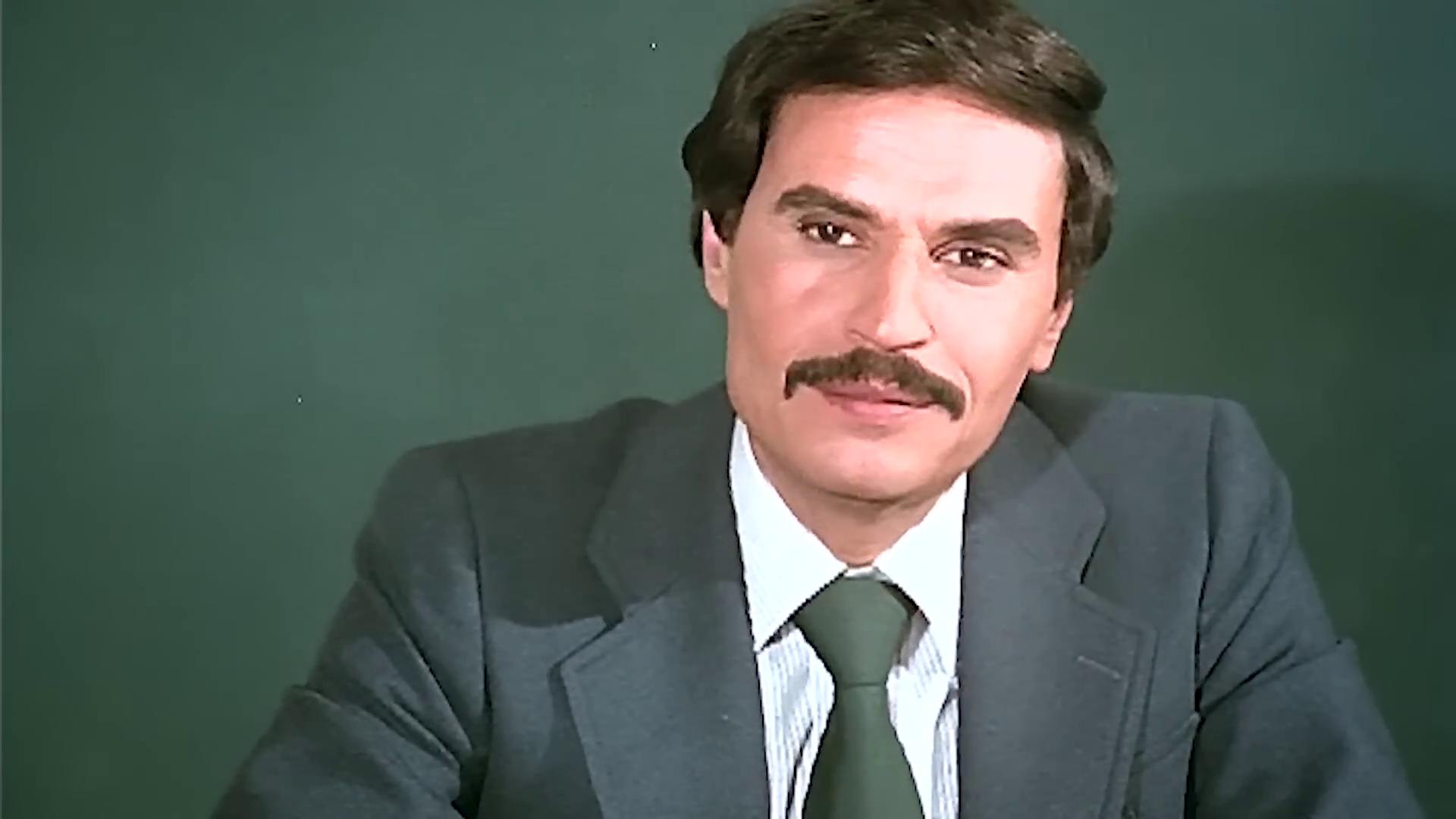 عزت العلايلي