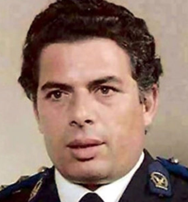 علي عزب