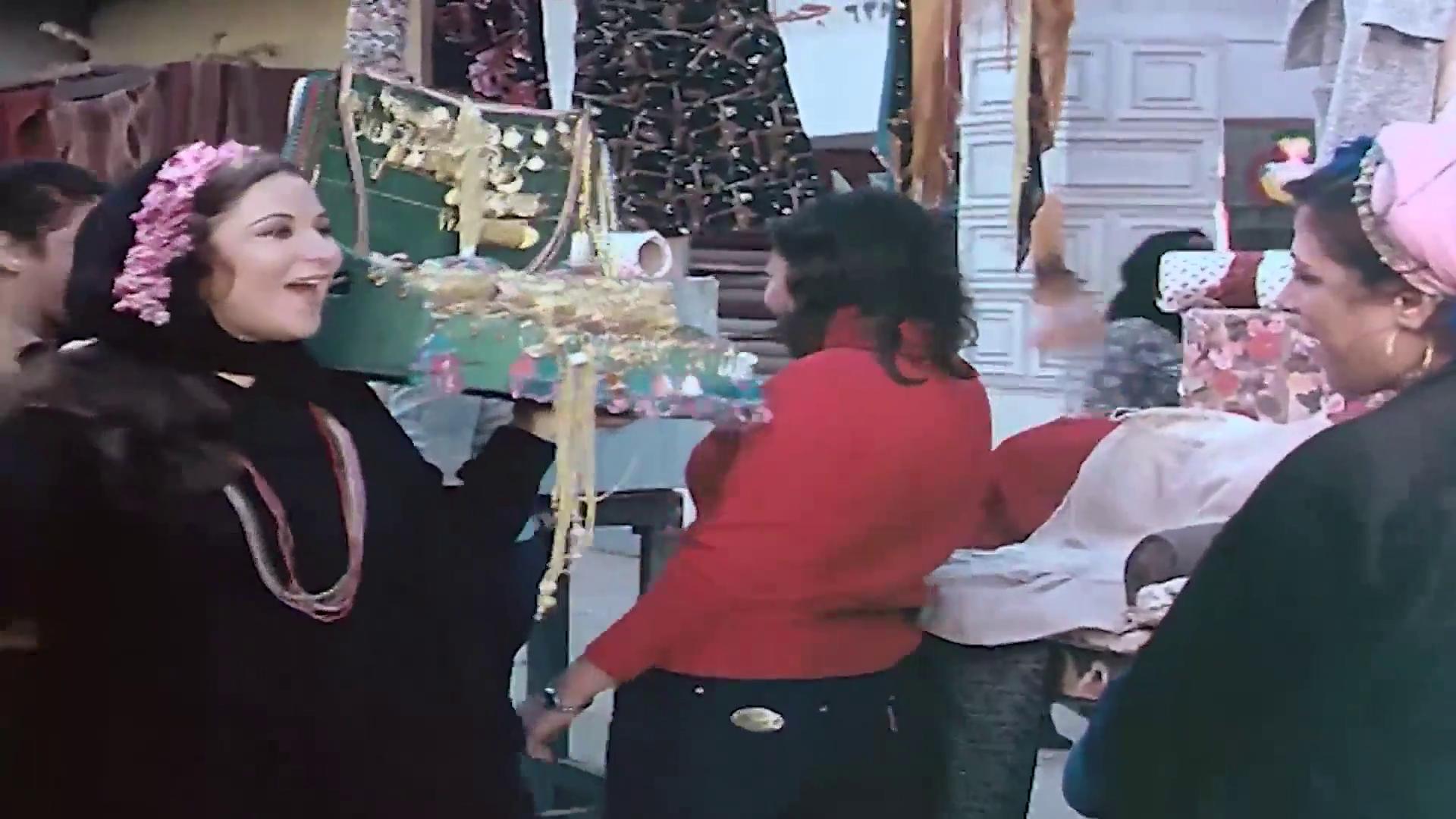Mona Abou-Al-Fetouh
	  	 	 - Poussi