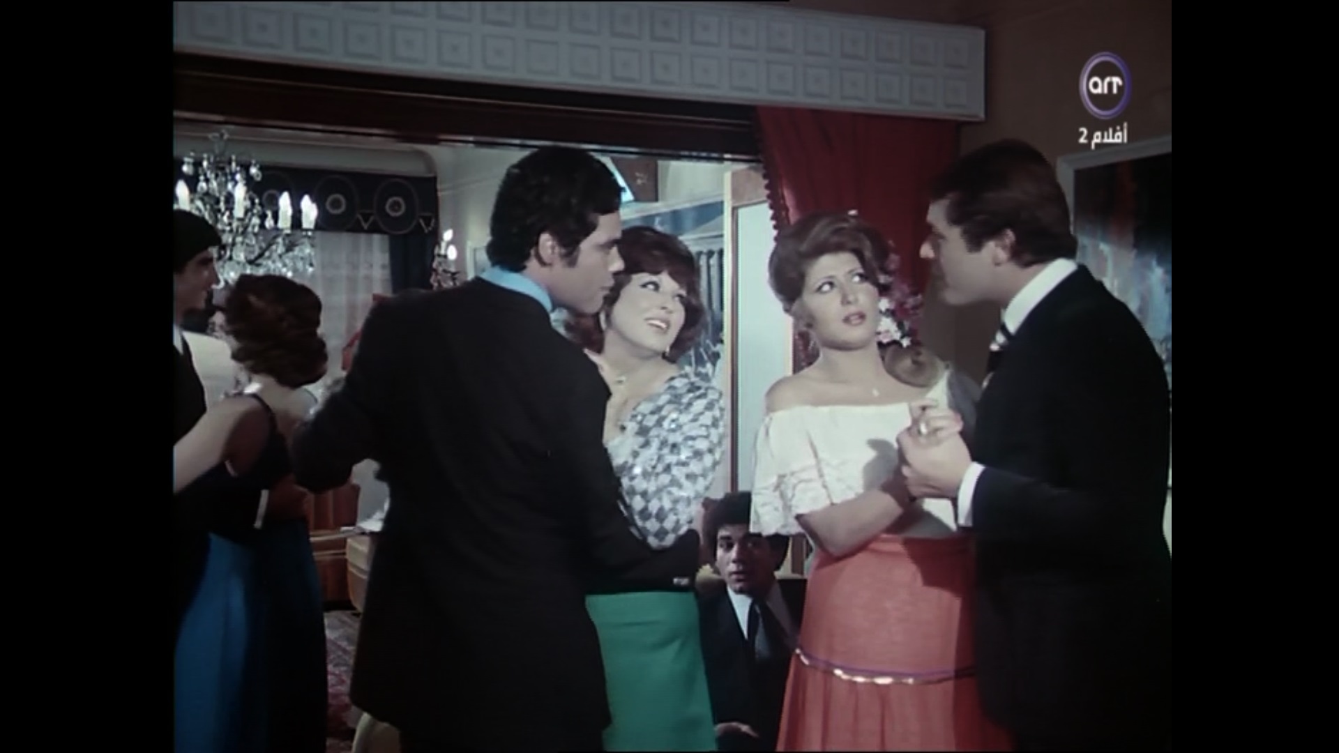 Mahmoud Abdel-Aziz
	  	 	 - Soheir Ramzy
	  	 	 - Faten Fouad