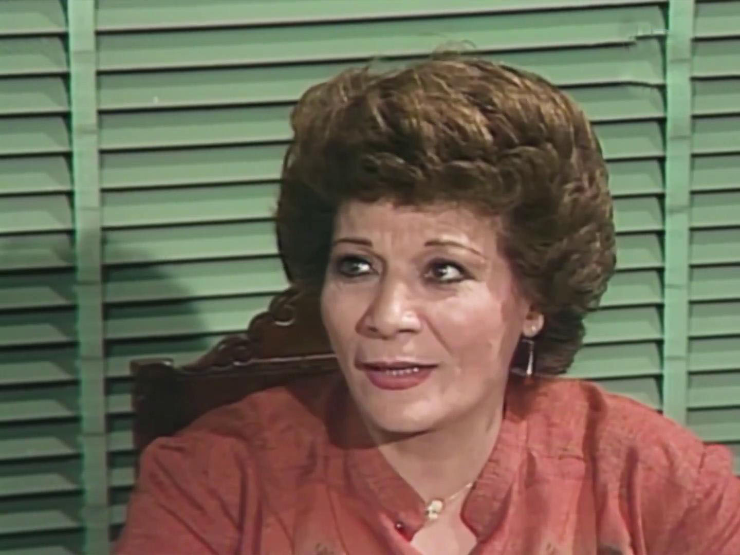 عايدة عبد العزيز