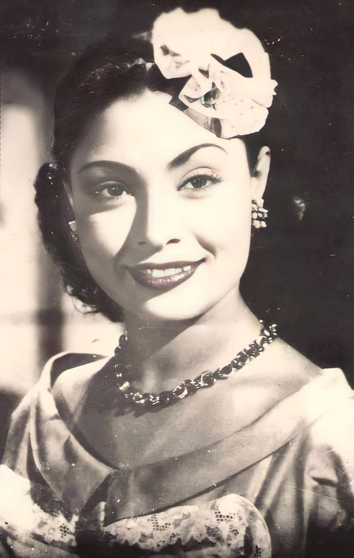 سعاد مكاوي