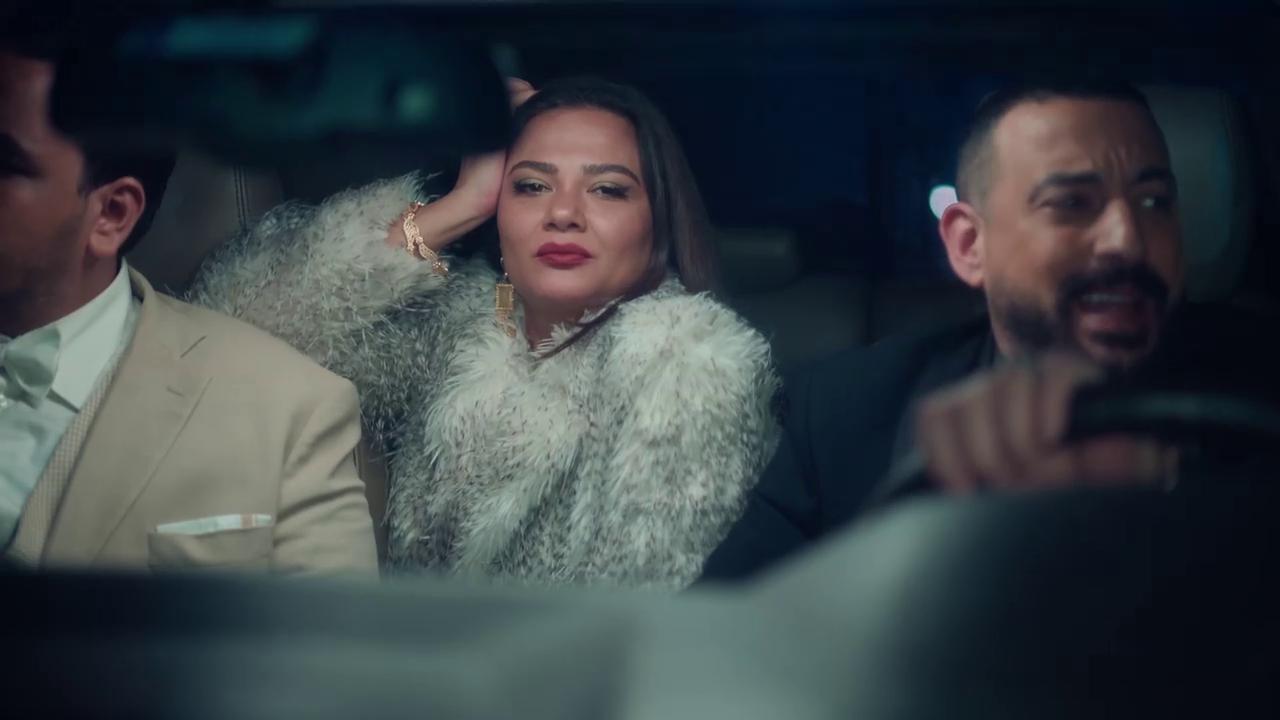 Diab
	  	 	 - Farah Youssef