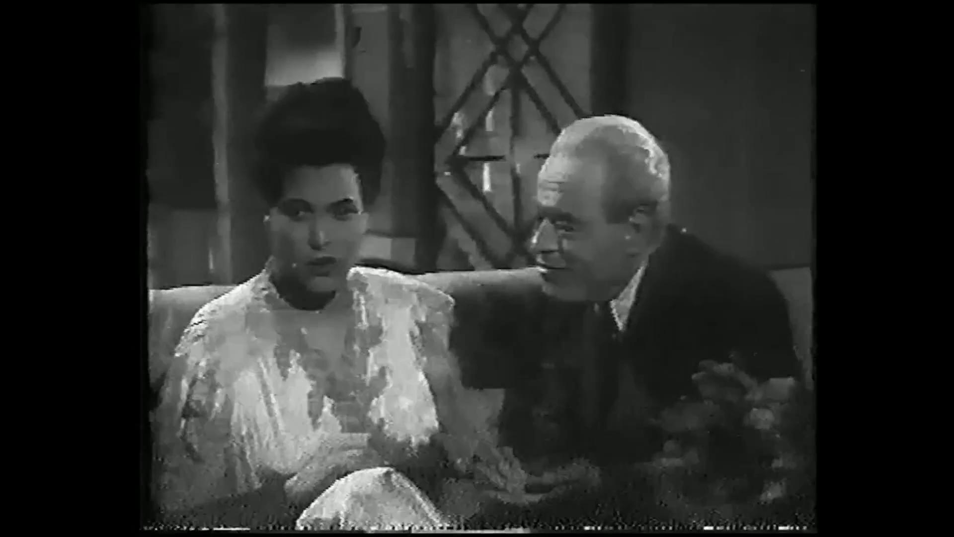 Menassa Fahmy
	  	 	 - Ragaa Abdou