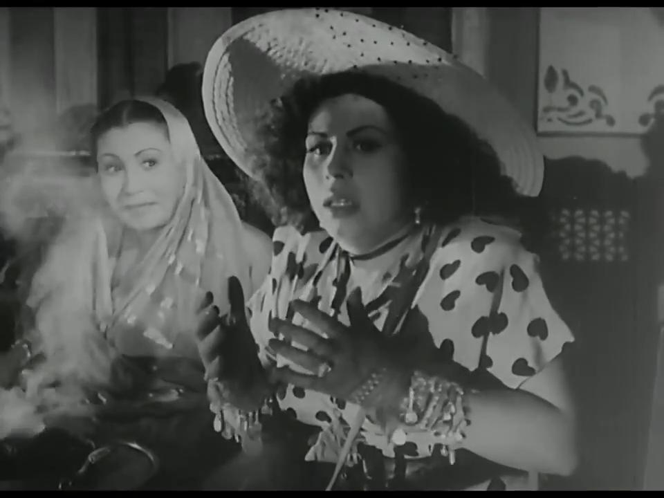 Wedad Hamdy
	  	 	 - Thuraya Helmi