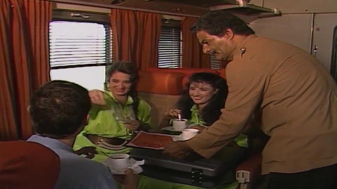 Dinar
	  	 	 - Shahira