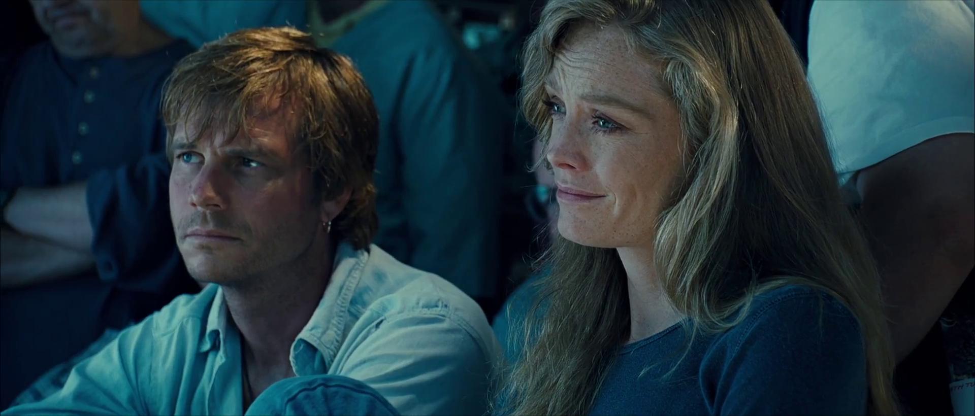 Suzy Amis
	  	 	 - Bill Paxton