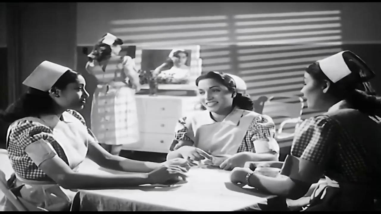 Loula Abdou
	  	 	 - Amina Al-Saied