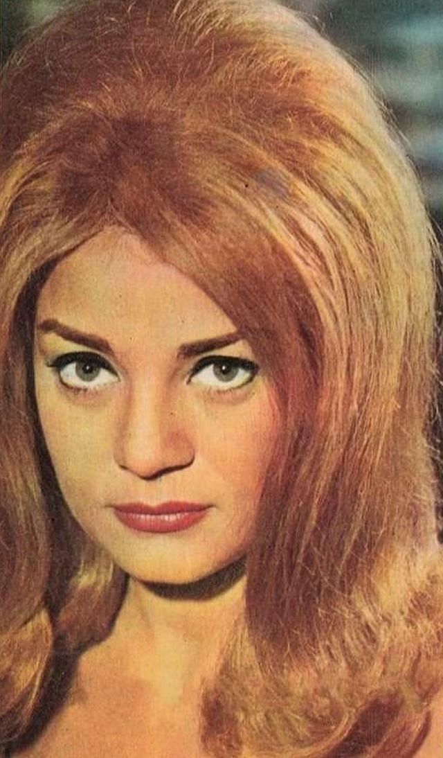 Poster - Nadia Loutfy