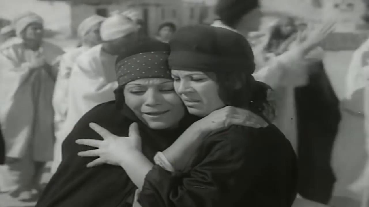 عايدة عبد العزيز