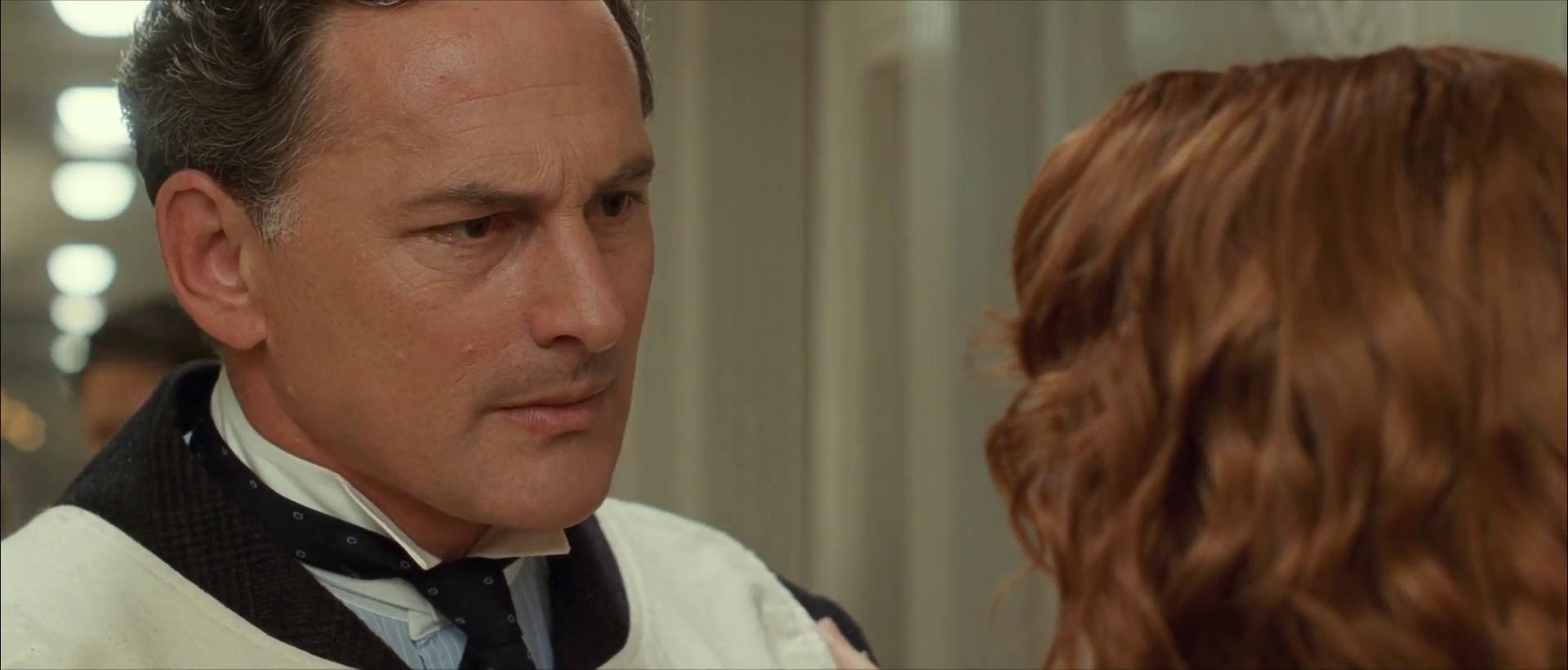 Victor Garber