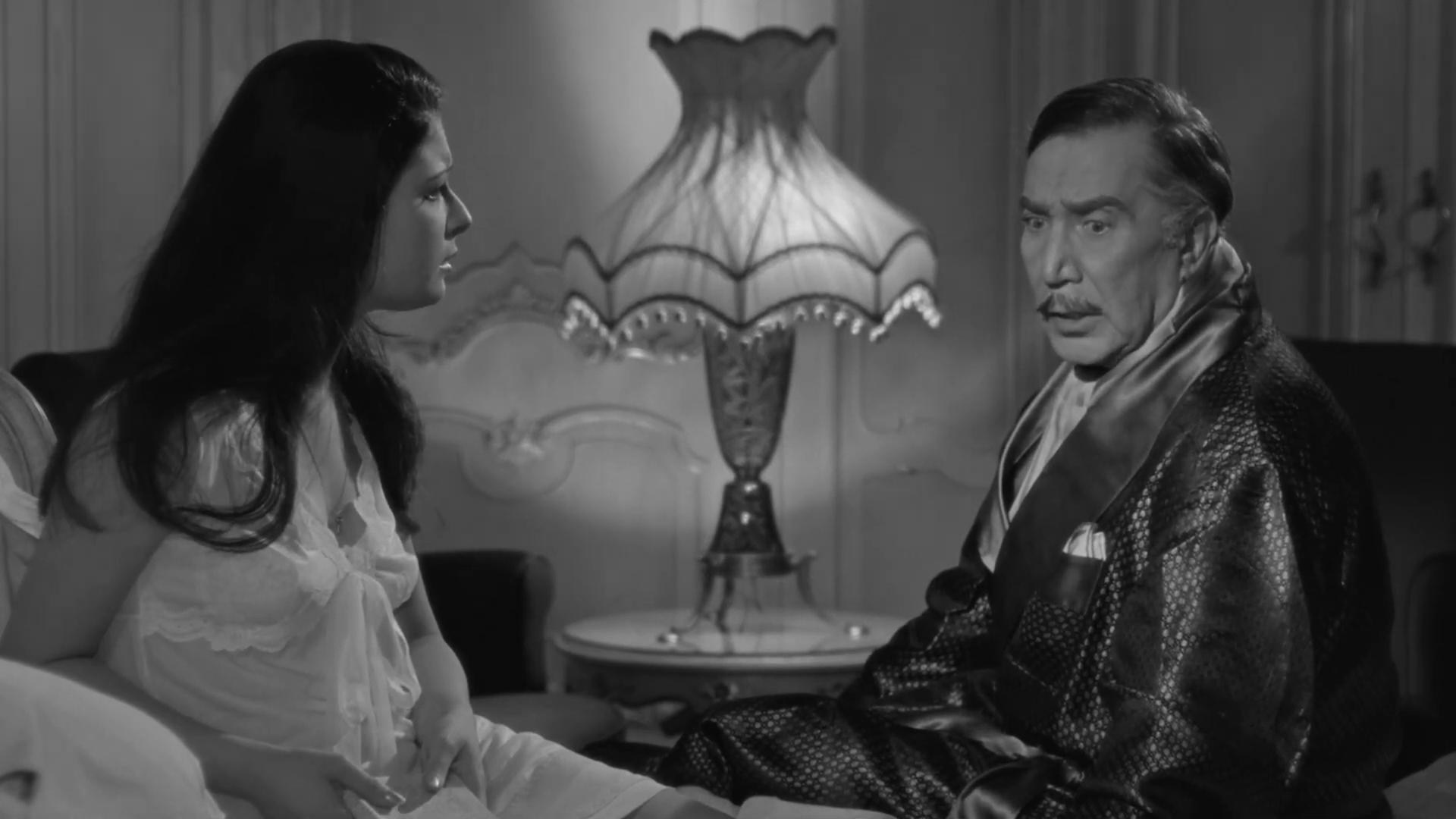 Youssef Wahby
	  	 	 - Nelly