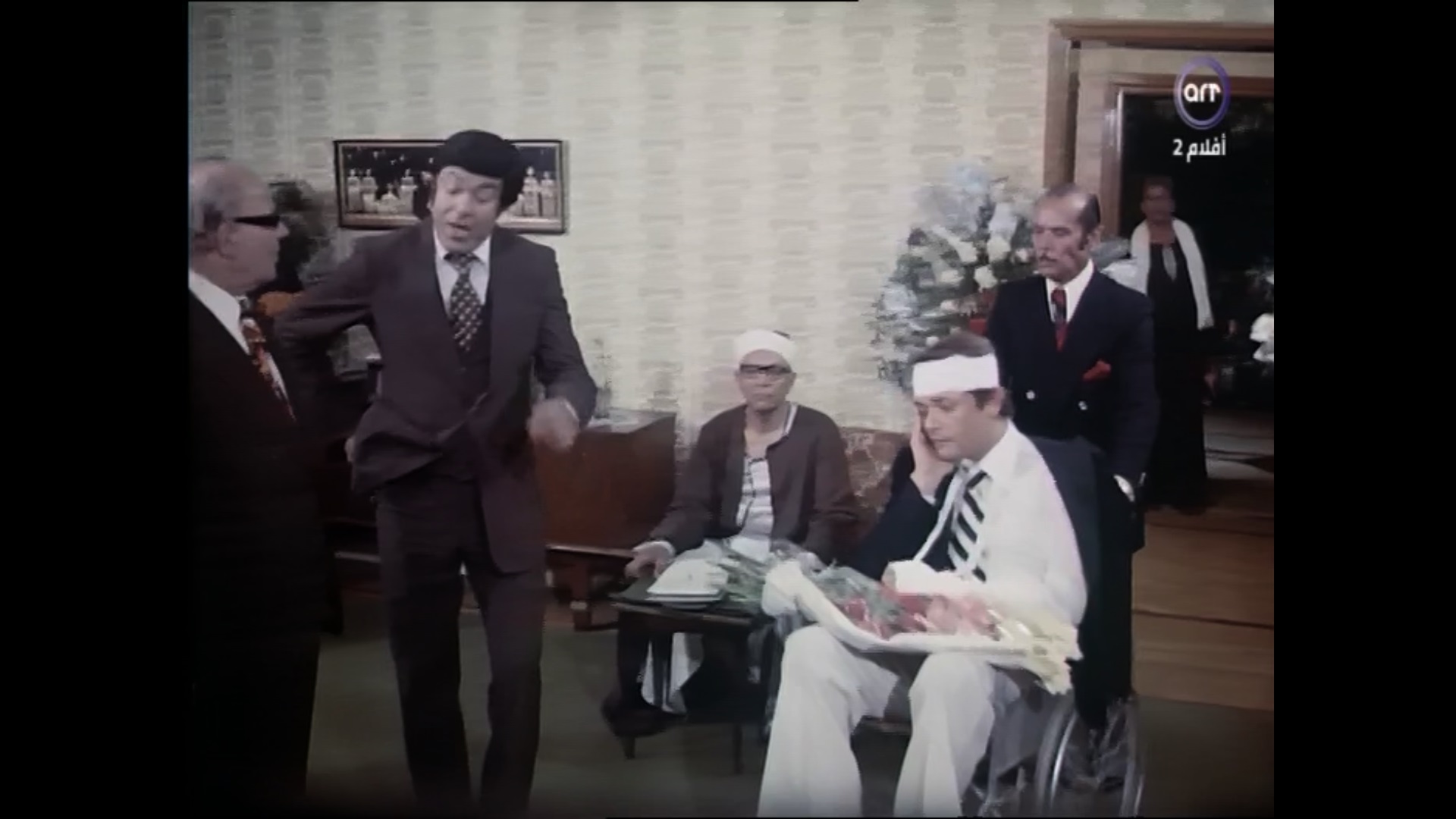 محمد شوقي - محمود عبد العزيز - نبيل الهجرسي - سلامة إلياس