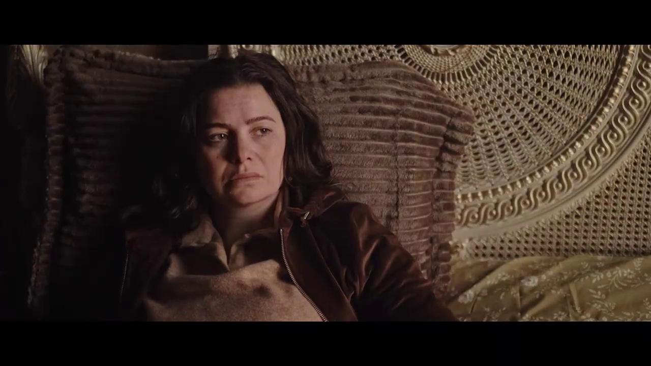 يسرا اللوزي