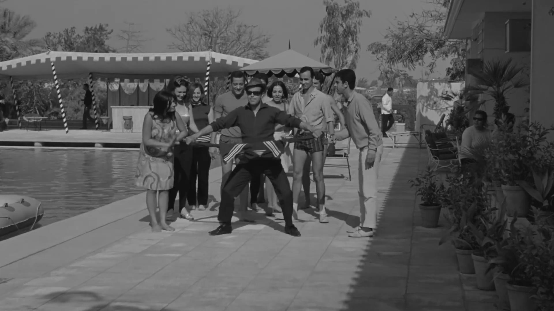 Nabil Al-Hagrasy
	  	 	 - Nelly