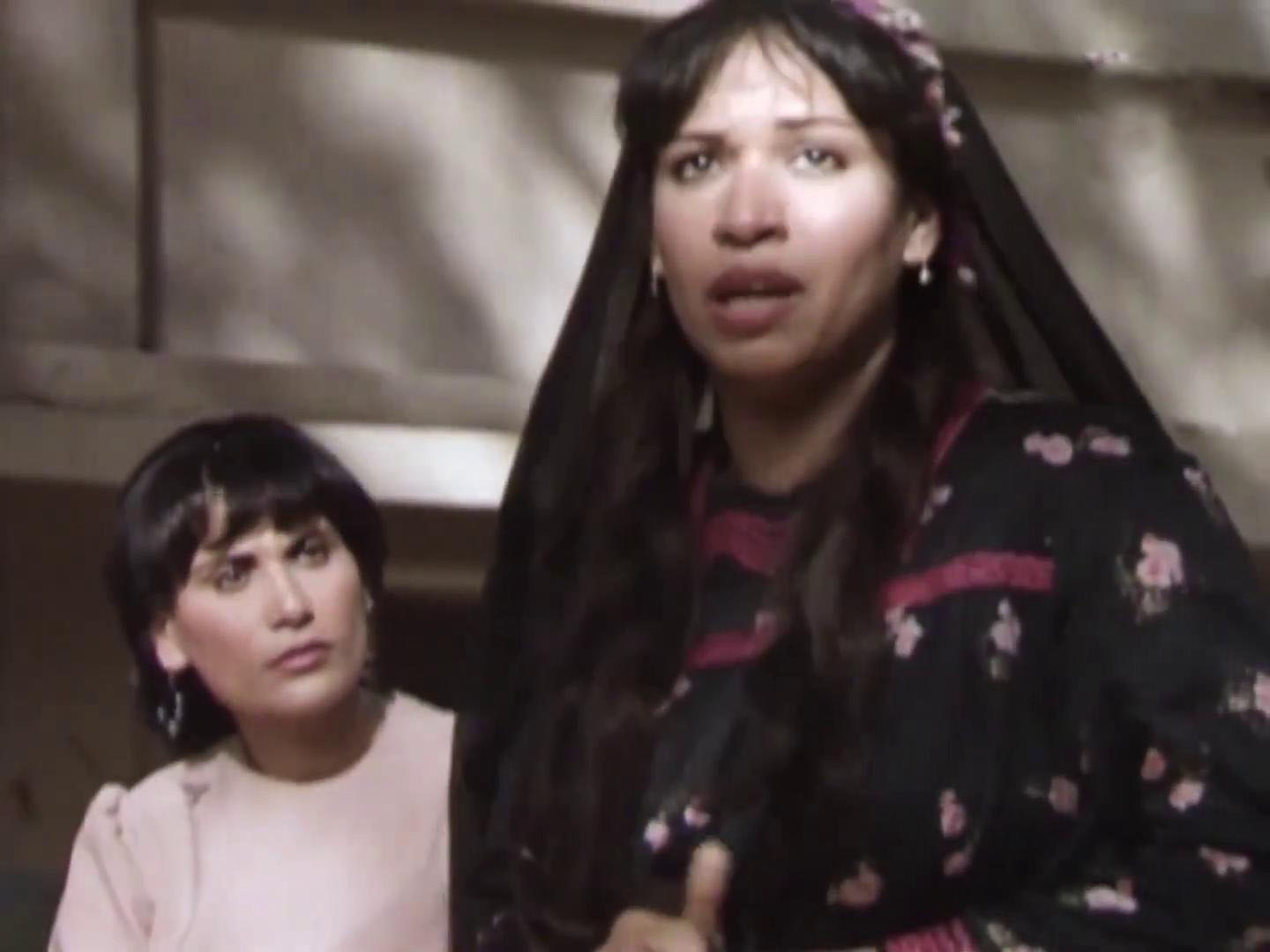 Nermine Kamal
	  	 	 - Soad Nasr