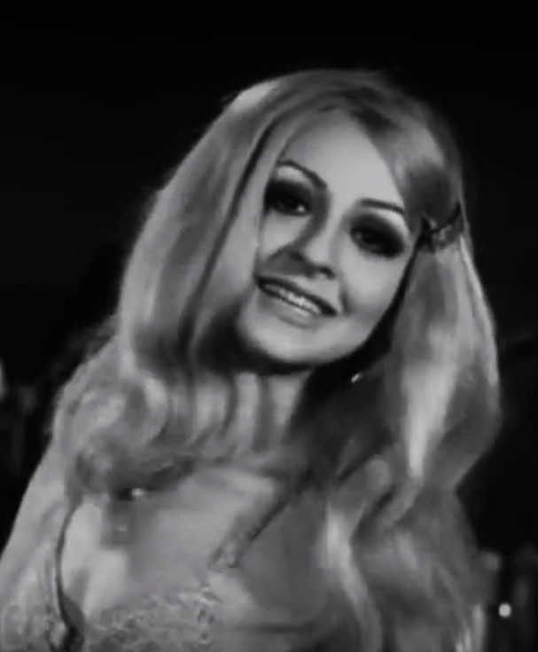 سالي جلال