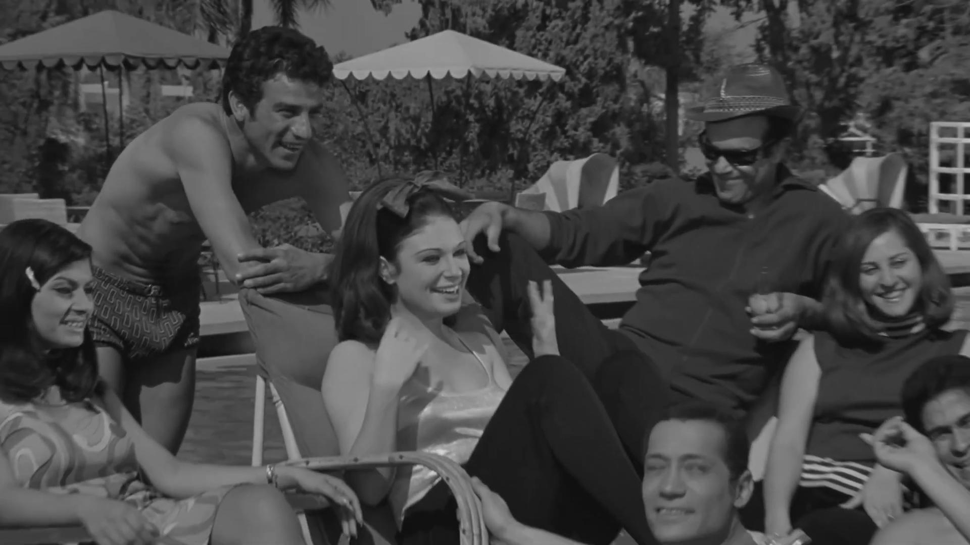 Nabil Al-Hagrasy
	  	 	 - Nelly