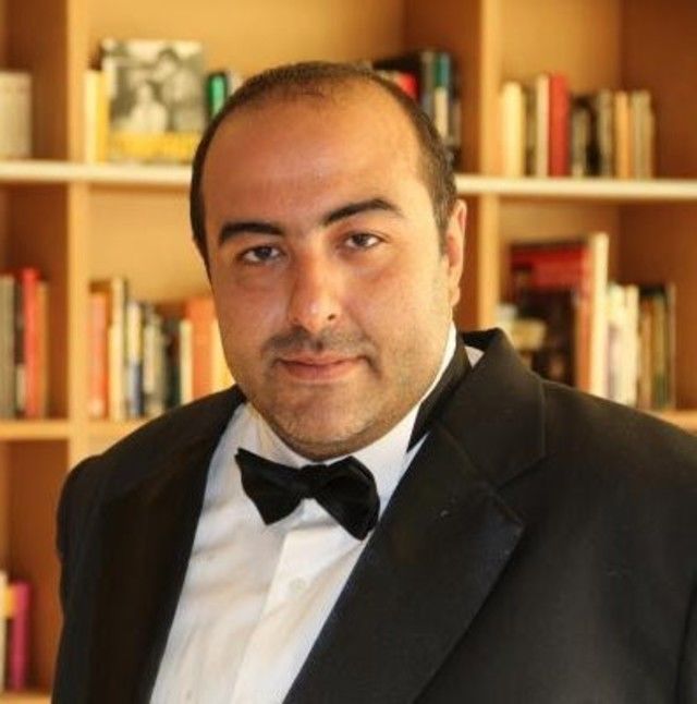 سامح عبد العزيز