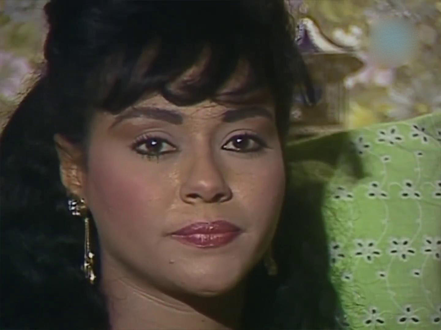 نهى العمروسي