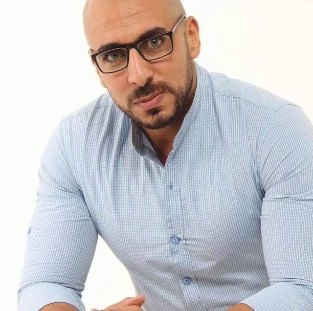 معتز عفيفي