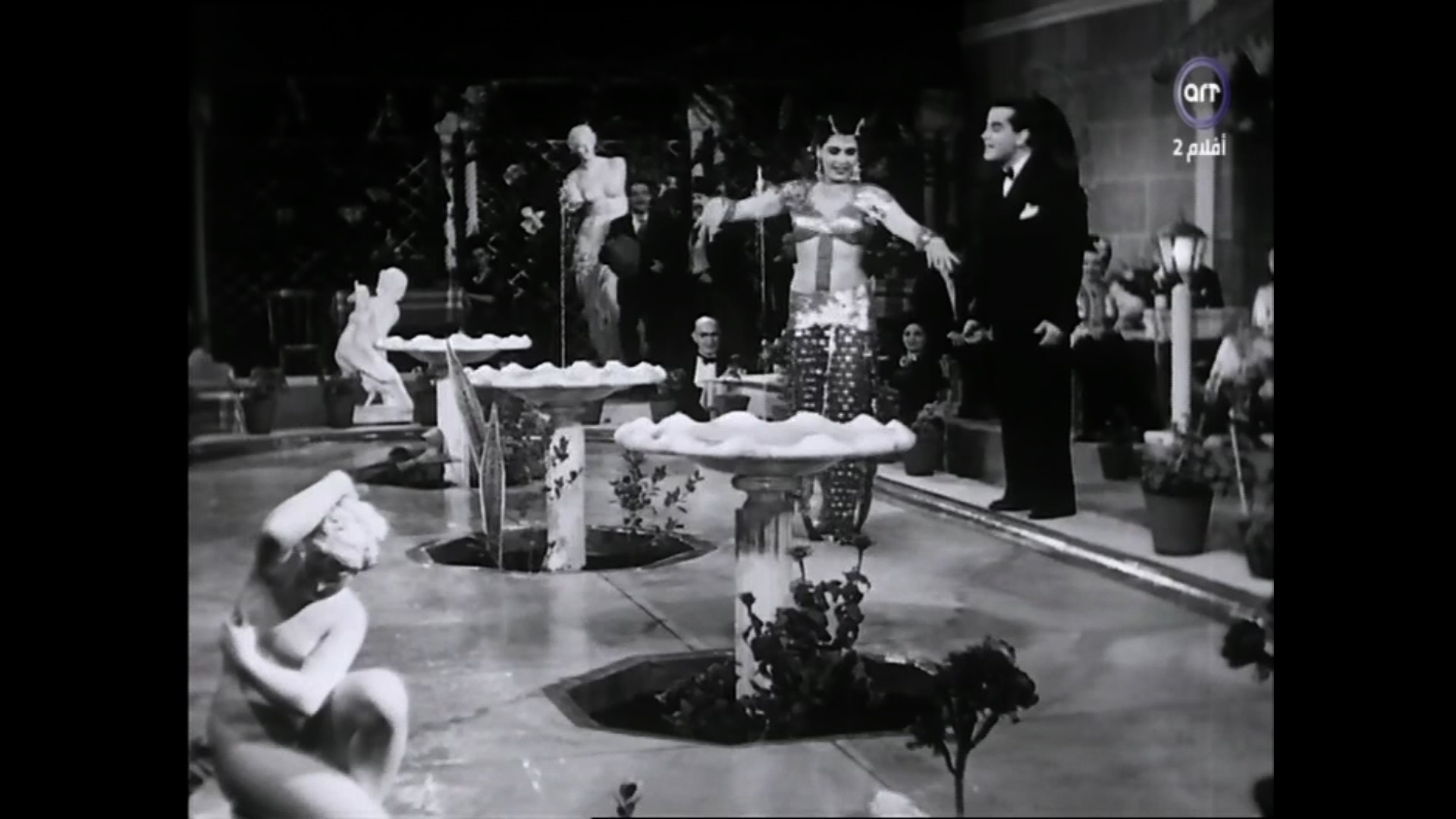 Farid Al-Atrash
	  	 	 - Taheya Kariokka