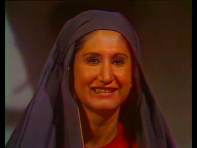 منى قطان