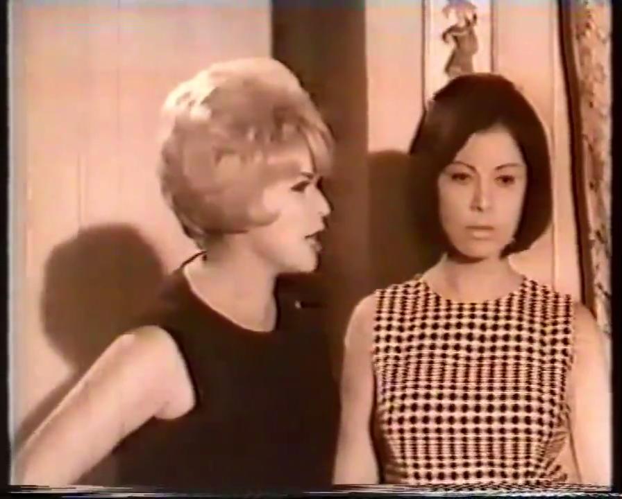 Aamal Farid
	  	 	 - Sanaa Mazhar