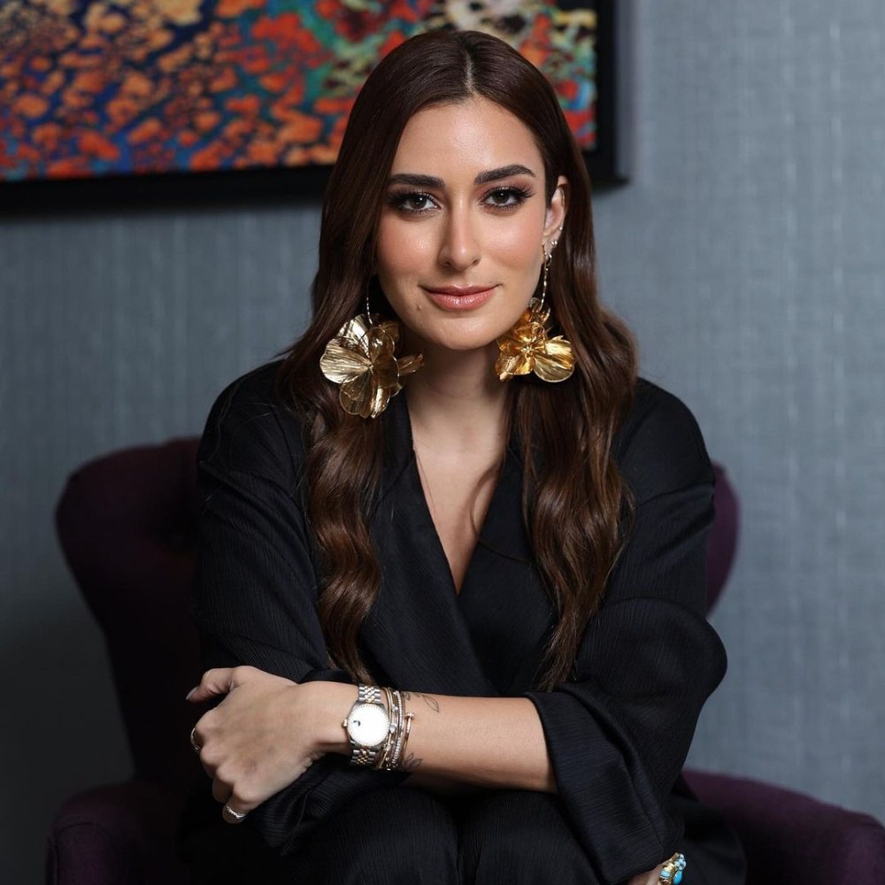 Poster - Amina Khalil