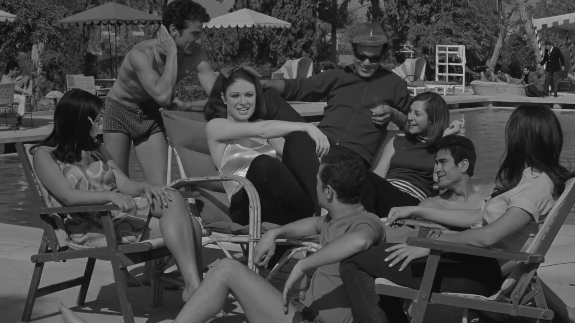 Nabil Al-Hagrasy
	  	 	 - Nelly