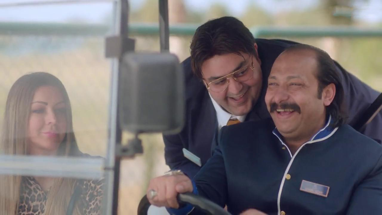 Muhammad Tharwat
	  	 	 - Chico