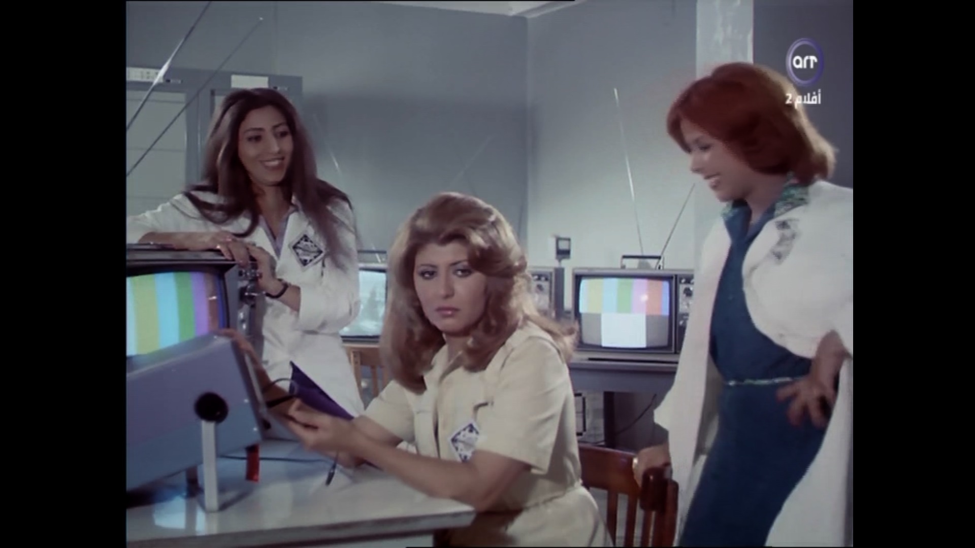 Mona Abdallah
	  	 	 - Soheir Ramzy
	  	 	 - Hayam Abdel-Latif