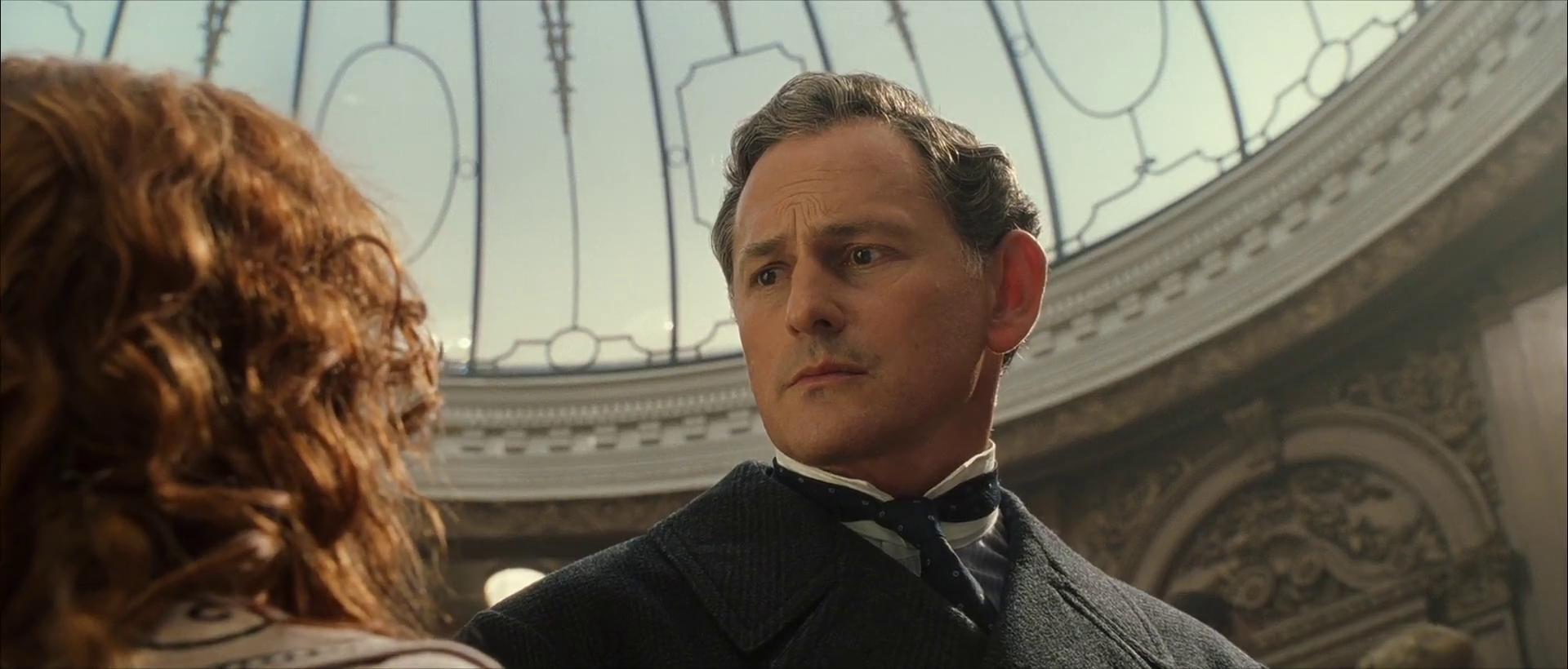 Victor Garber