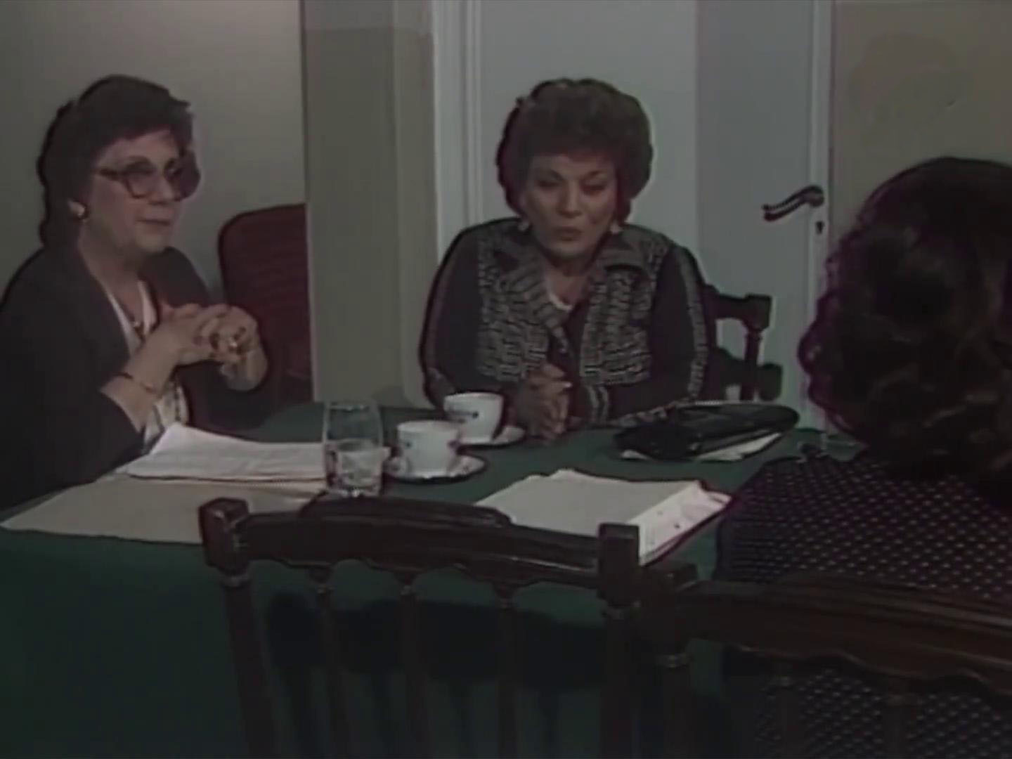 عايدة عبد العزيز