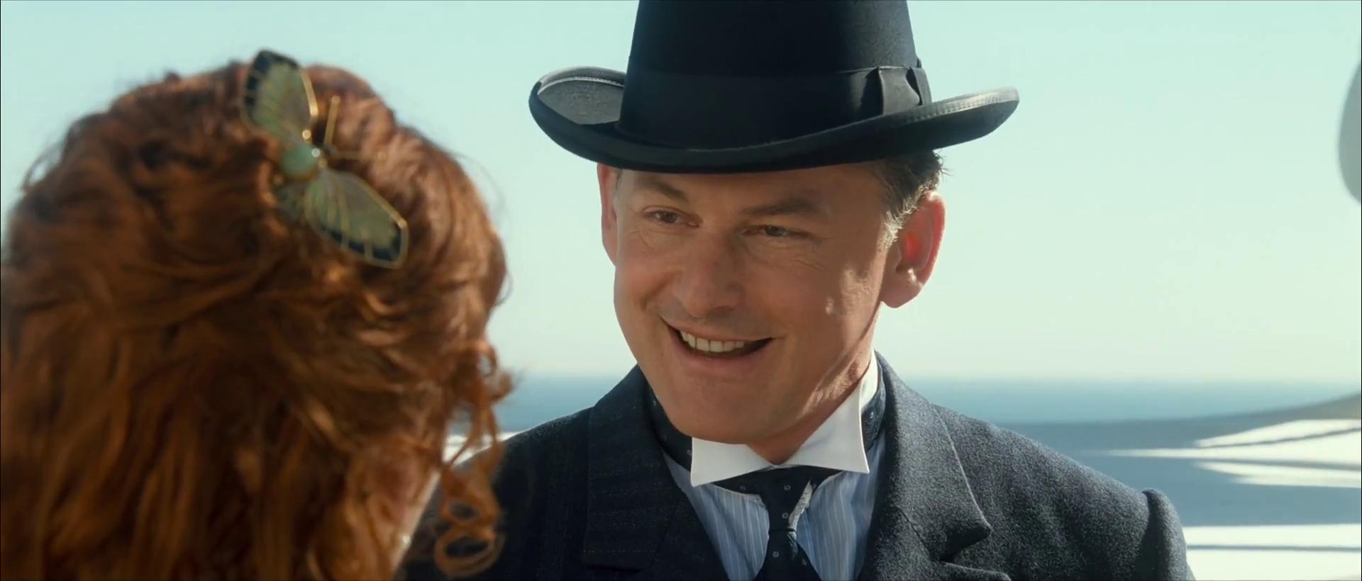 Victor Garber