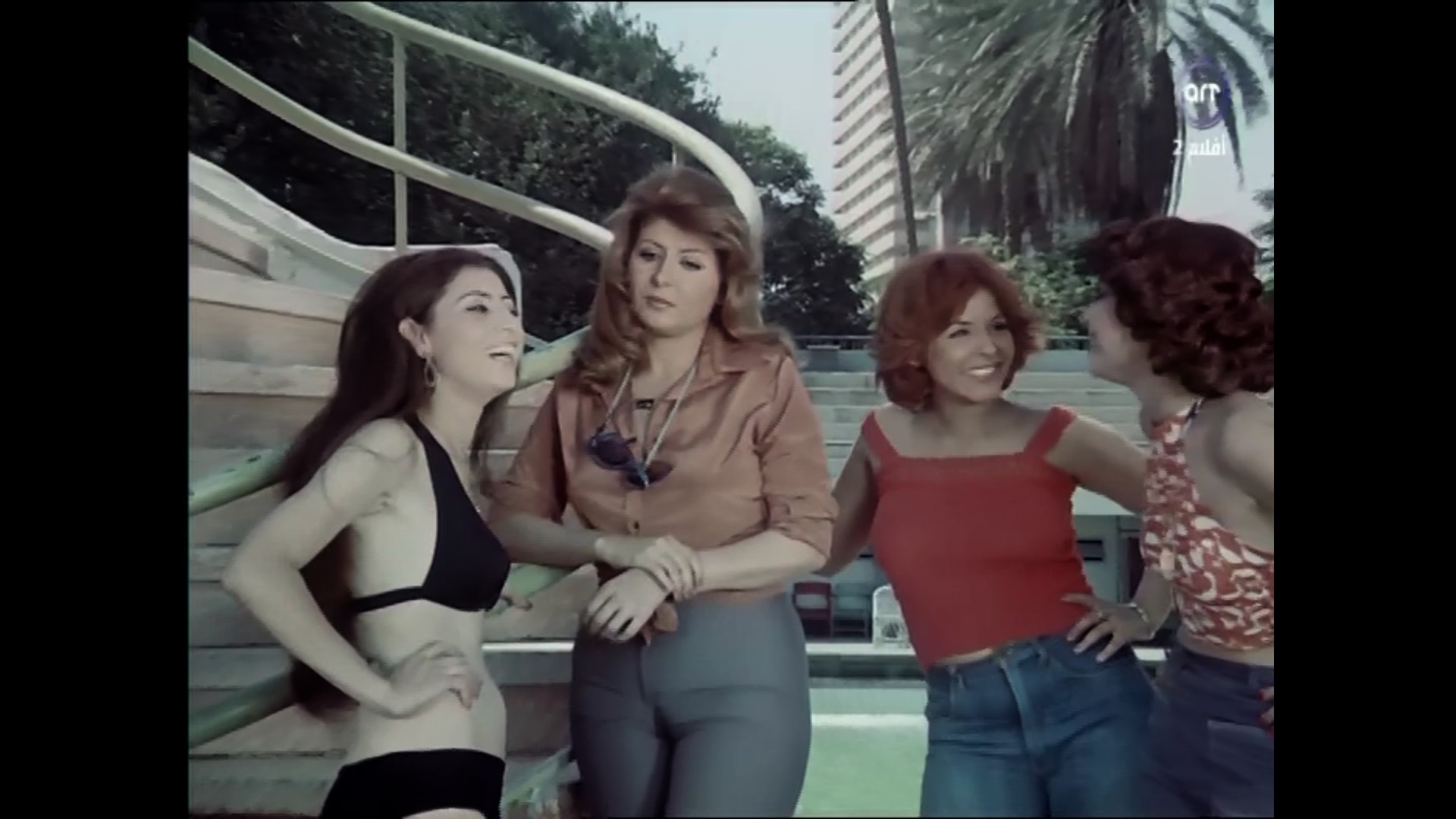 Mona Abdallah
	  	 	 - Soheir Ramzy
	  	 	 - Hayam Abdel-Latif