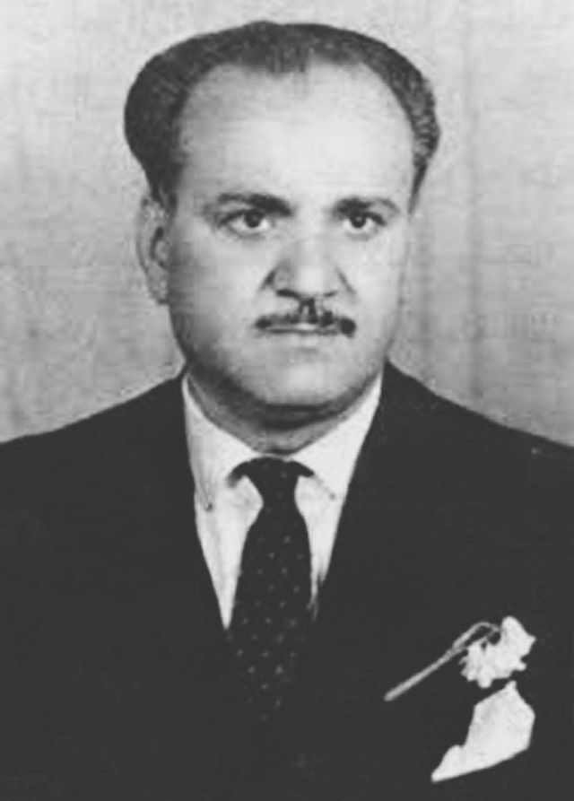 حضيري أبو عزيز