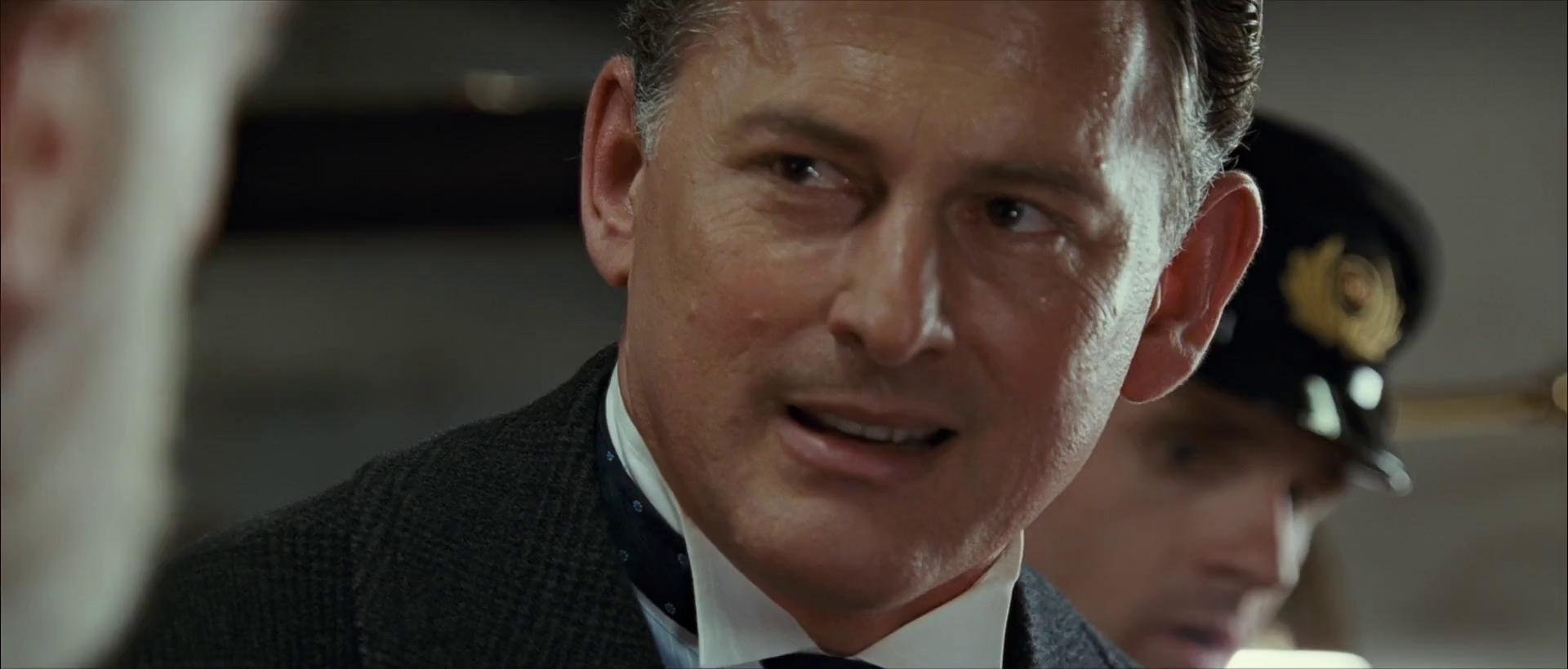 Victor Garber