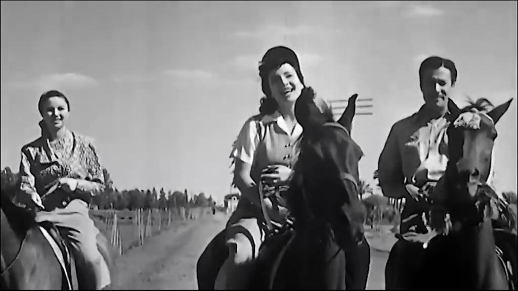 Emad Hamdy
	  	 	 - Shadia
	  	 	 - Faten Hamama