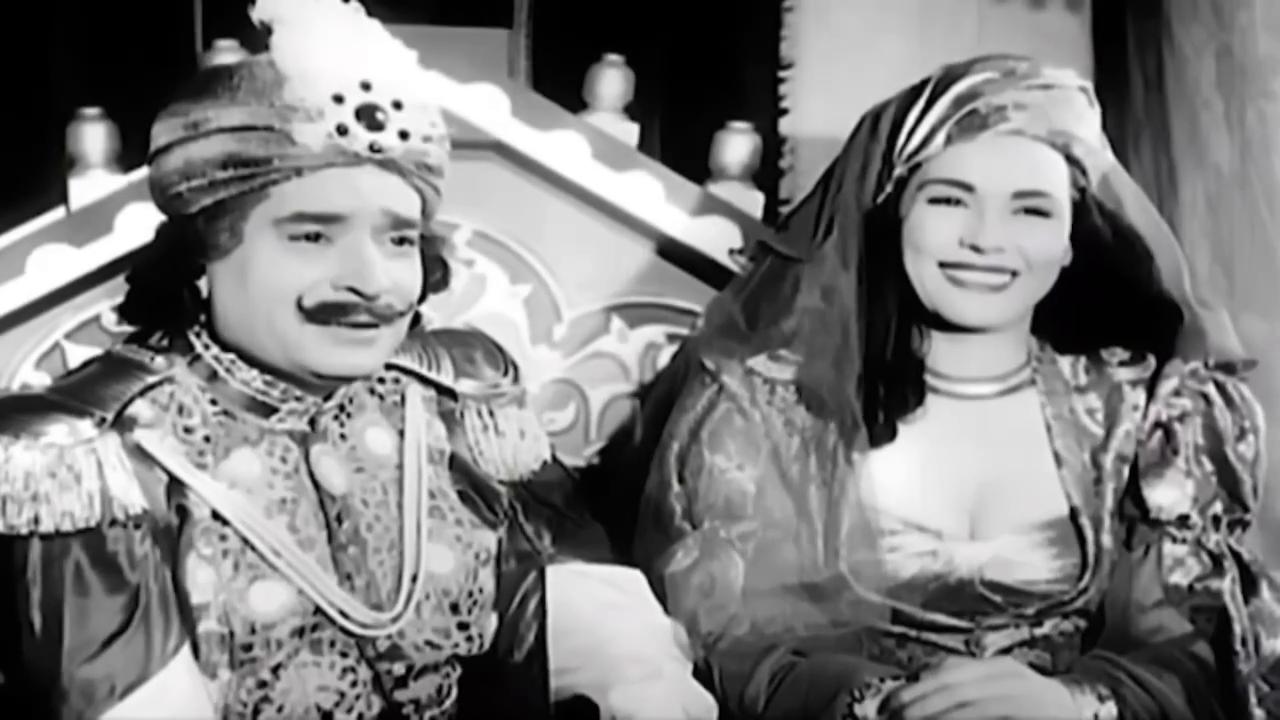 Taheya Kariokka
- Fouad Al-Rashidy