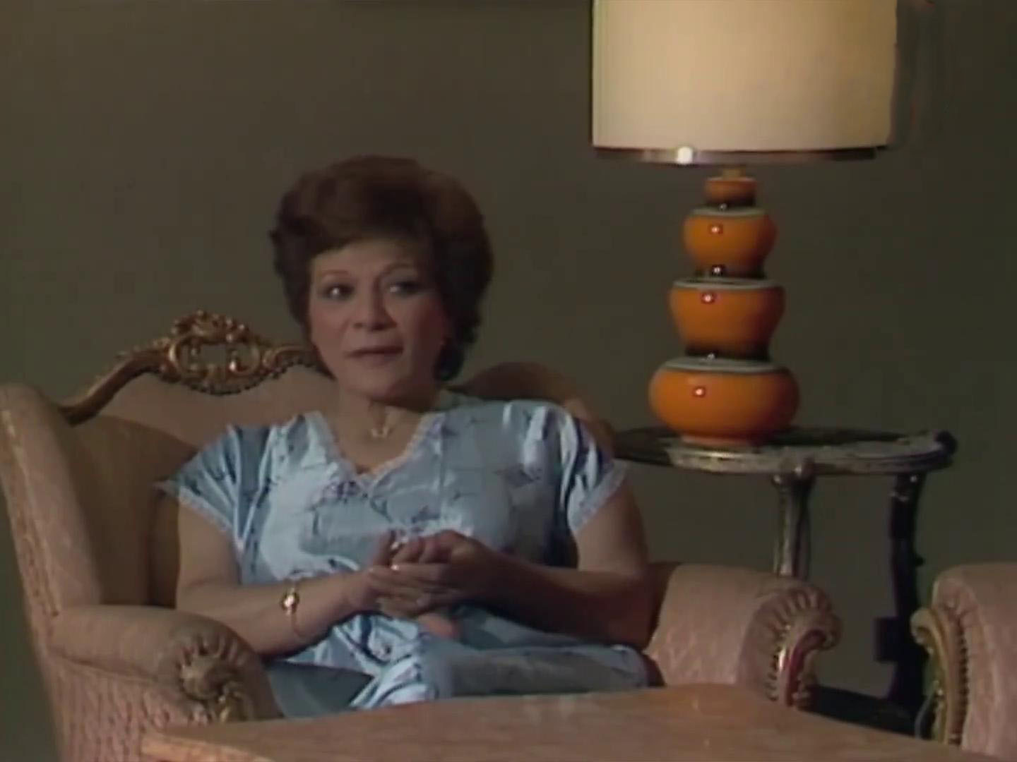 عايدة عبد العزيز