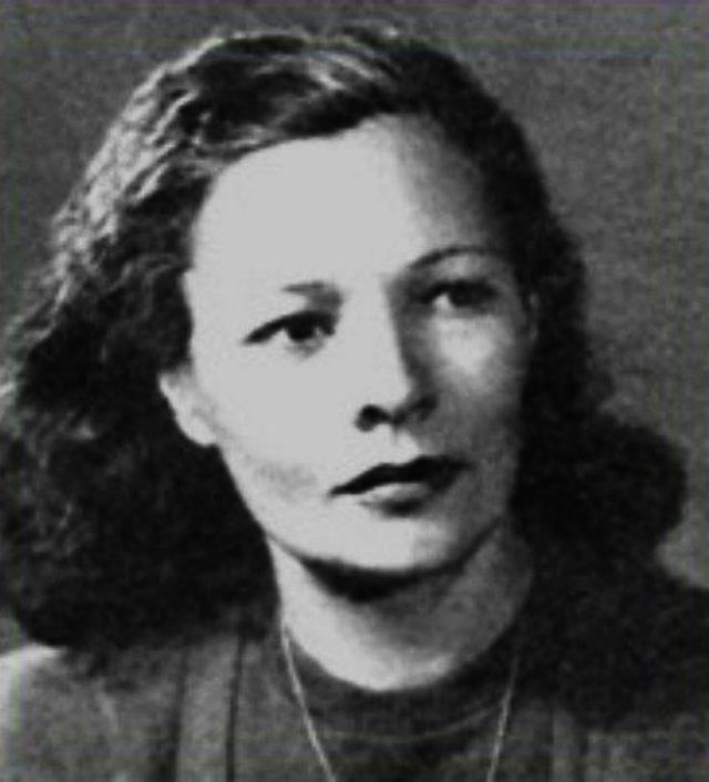 أمينة محمد (1)