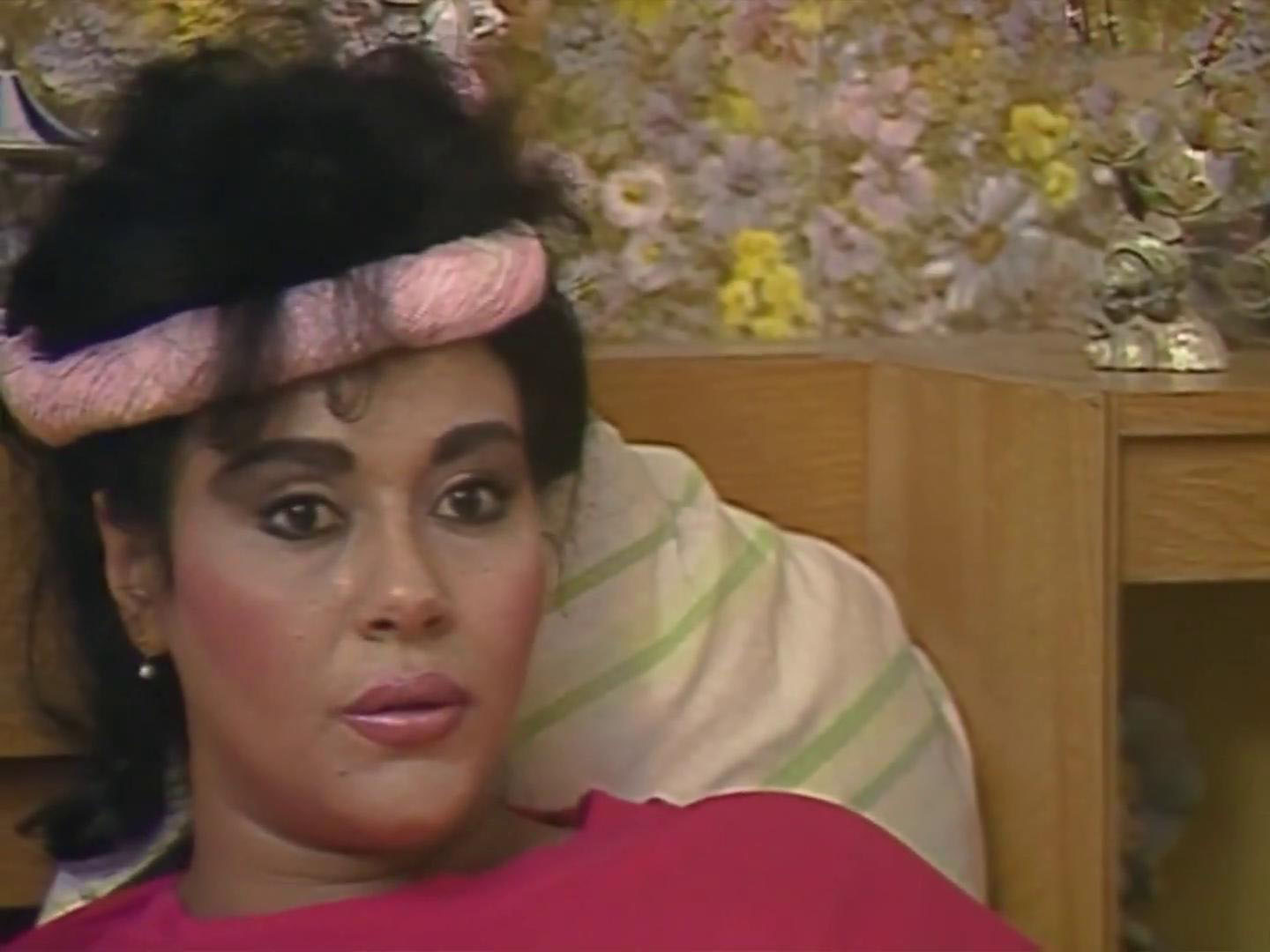 نهى العمروسي