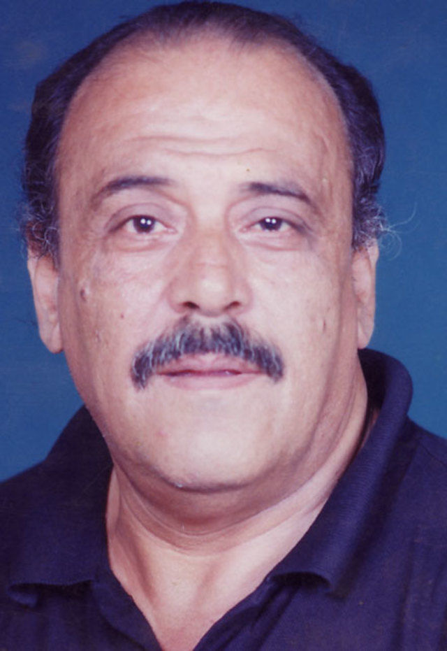 أحمد حافظ (1)