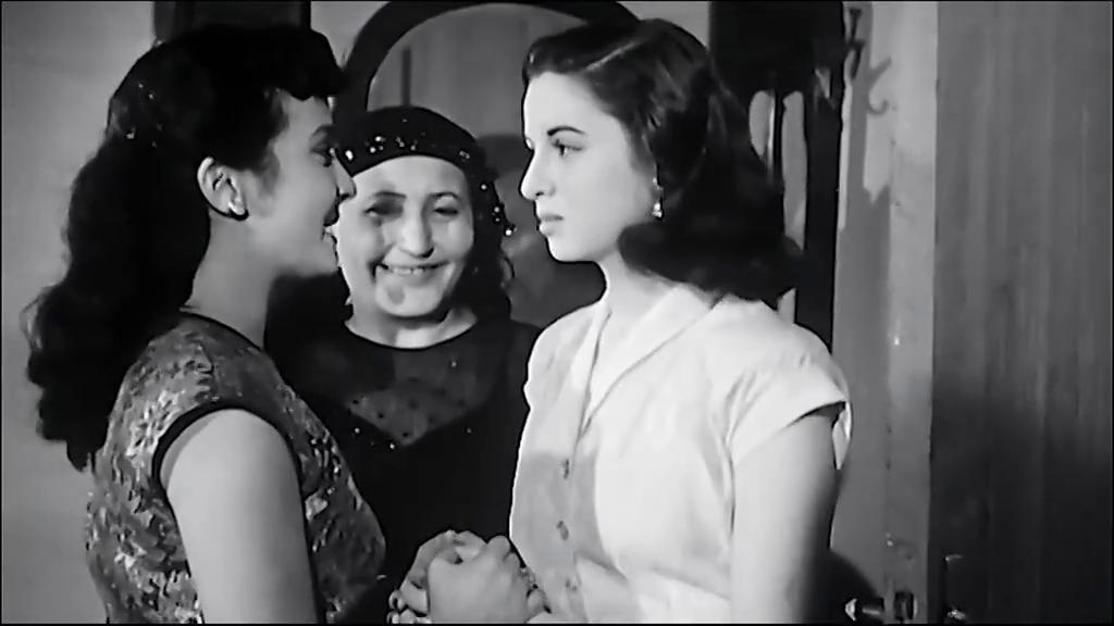 فاتن حمامة - عزيزة بدر - شادية