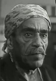 عبد العزيز خليل