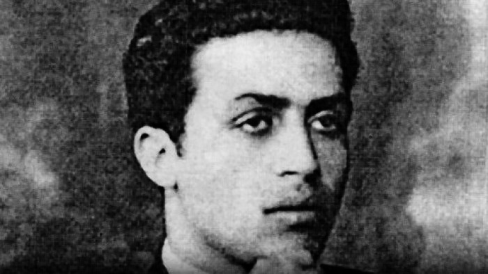محمود الشريف (1)